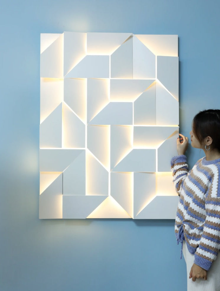 IllumiBeam – Elegant 3D Wall Lamp for Stunning Light Effects